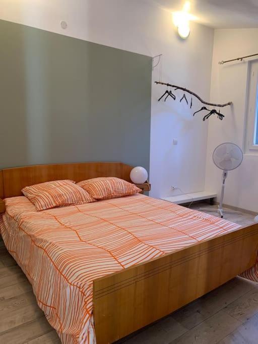 Superbe studio en duplex independant Brignoles Extérieur photo